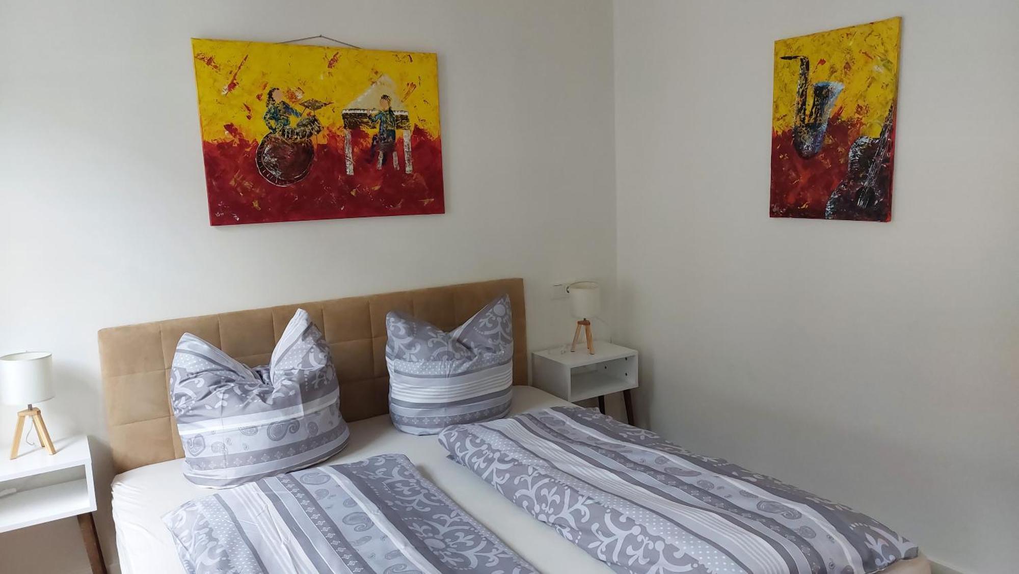 Ferienwohnung Lieser Am Markt Esterno foto
